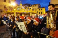 accensione albero natale 2019