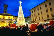 accensione albero natale 2019